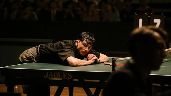 万达电影：拟变更证券简称为儒意电影