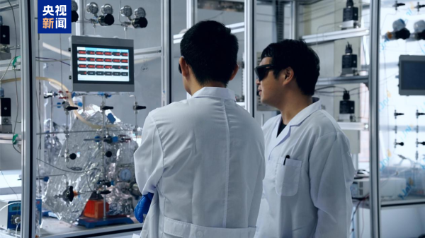 我国科研团队实现常温氢气异裂